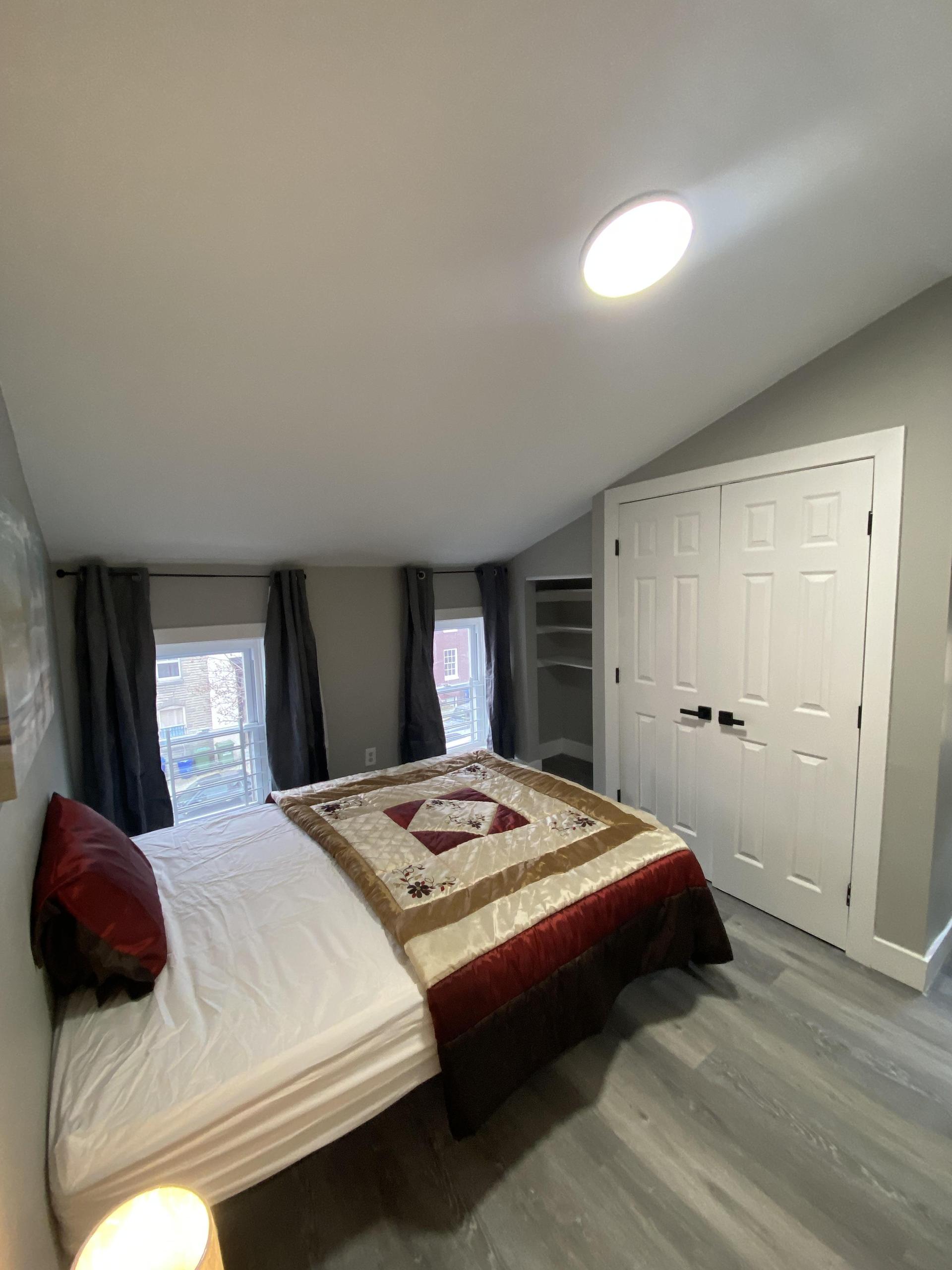 3rd Floor Bedroom with Zinus Memory Foam Mattress