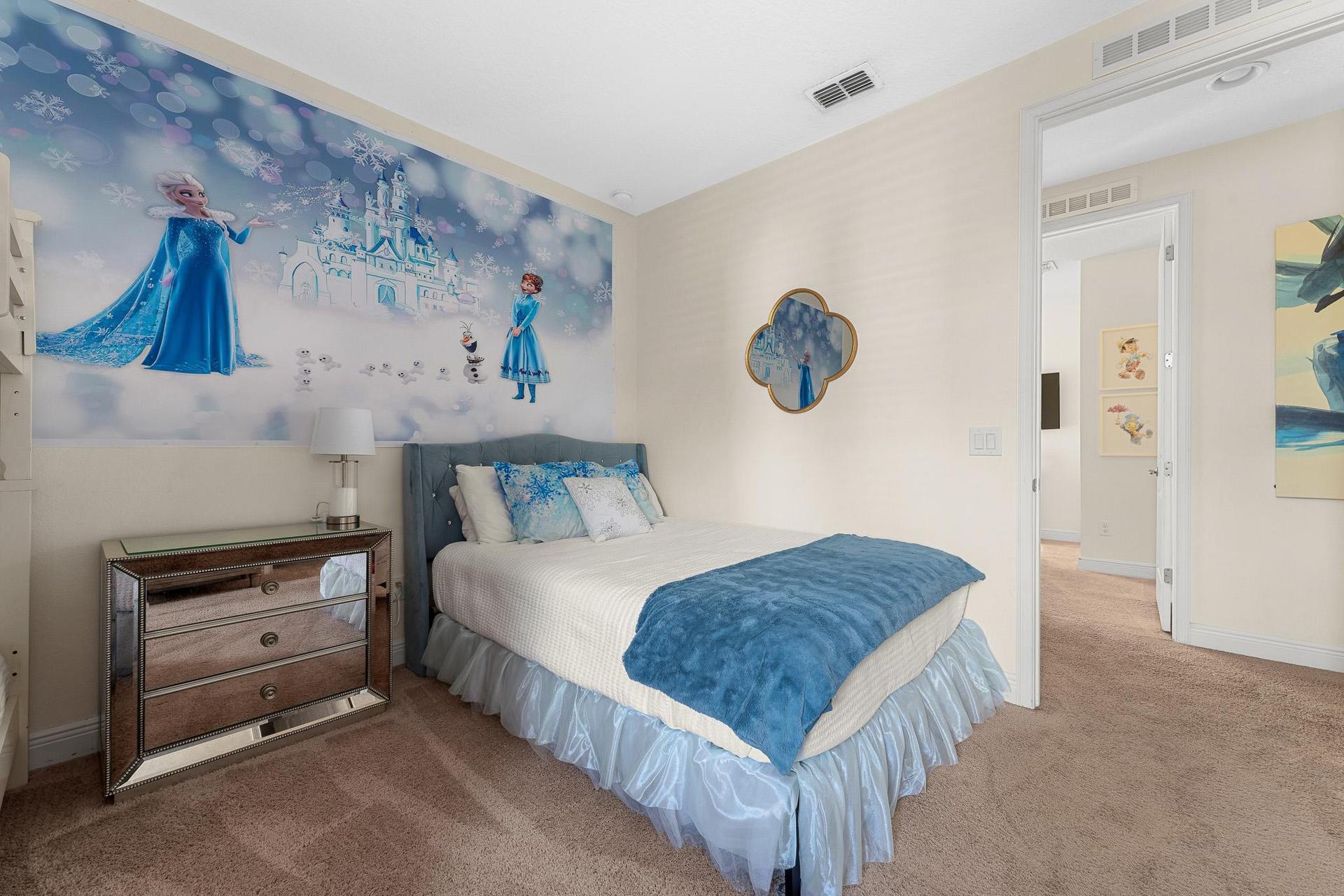 Frozen Theme Room with Pri