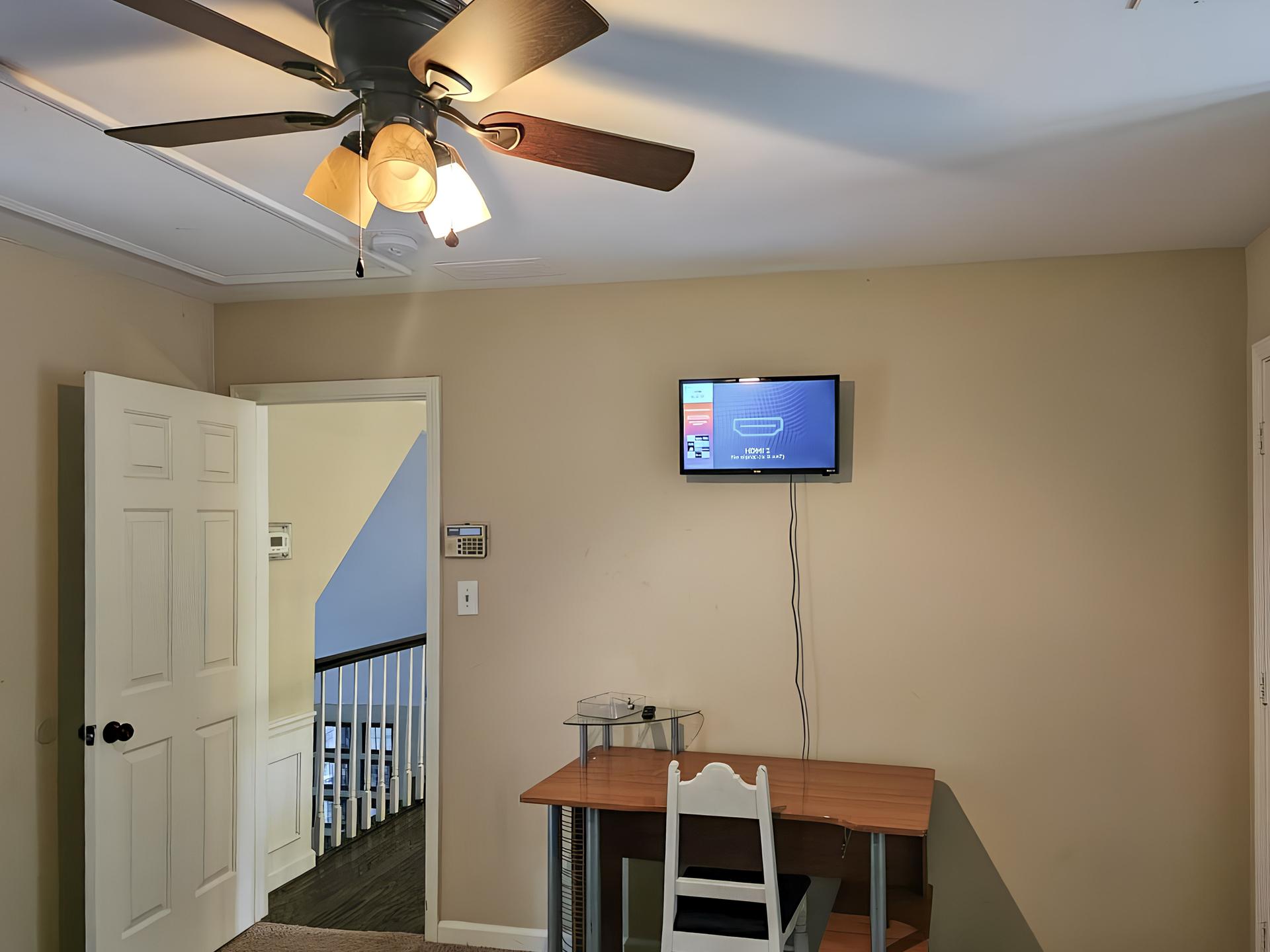 living_room, detected:ceiling fan, window blind