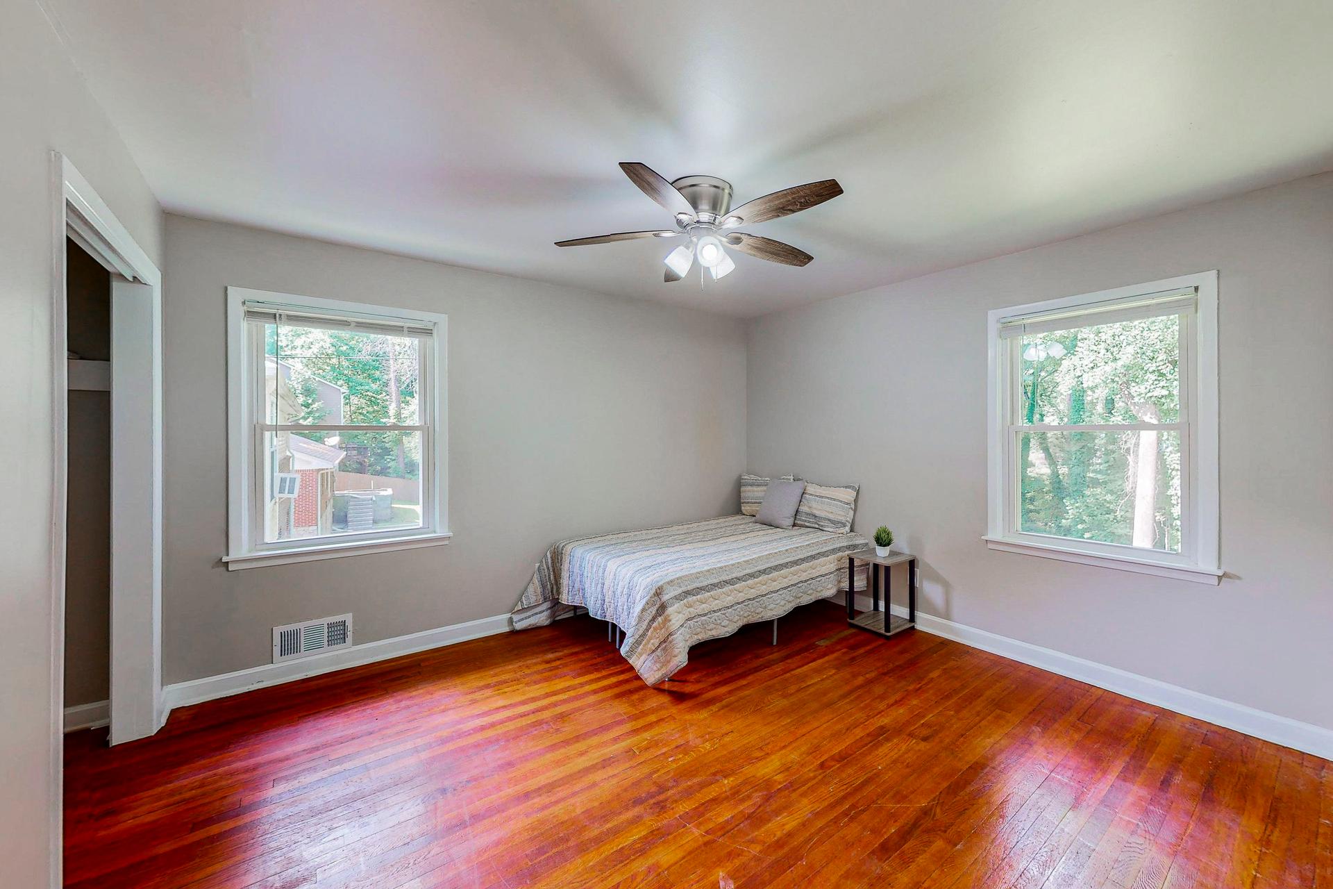 living_room, detected:ceiling fan, window blind