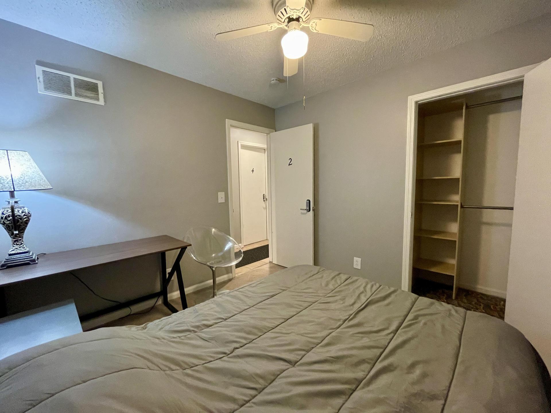 Bed 2 - Full Bed, Walk-In Closet with Built in Shelves, Desk, Swivel Chair, Lamp