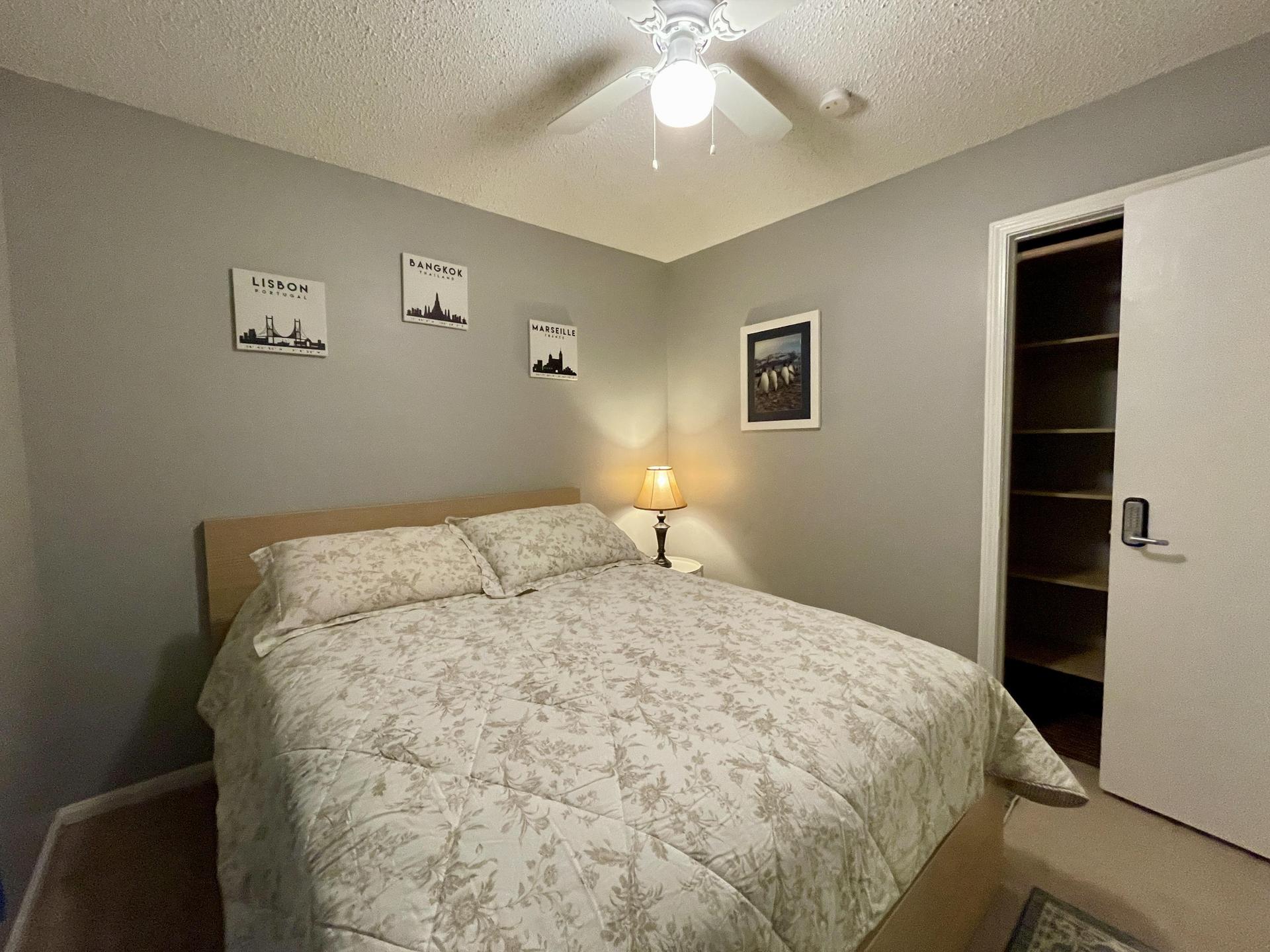 Bed 3 - Queen Bed, Closet with built in shelves, Lamp, Ceiling Fan