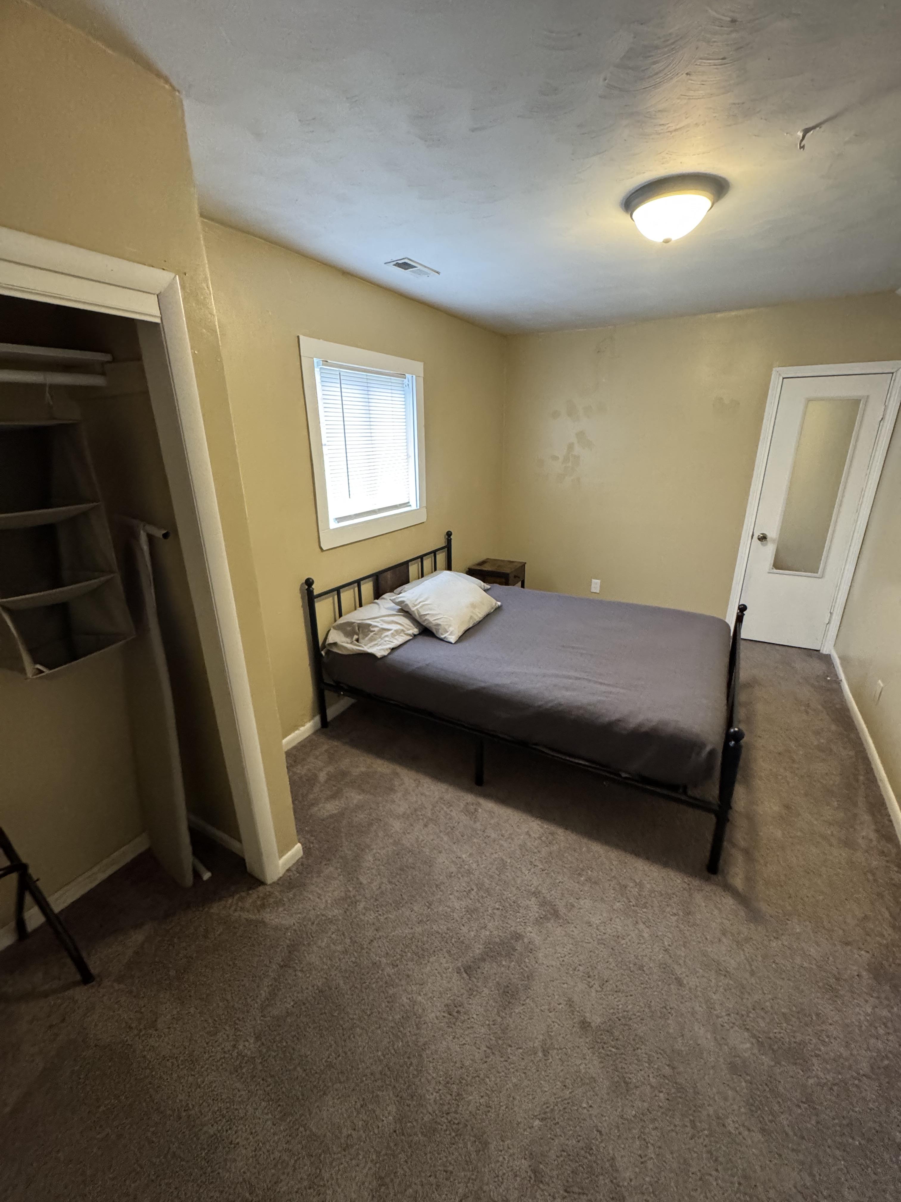 Room for Rent - Indianapolis House. Cozy & high-quality