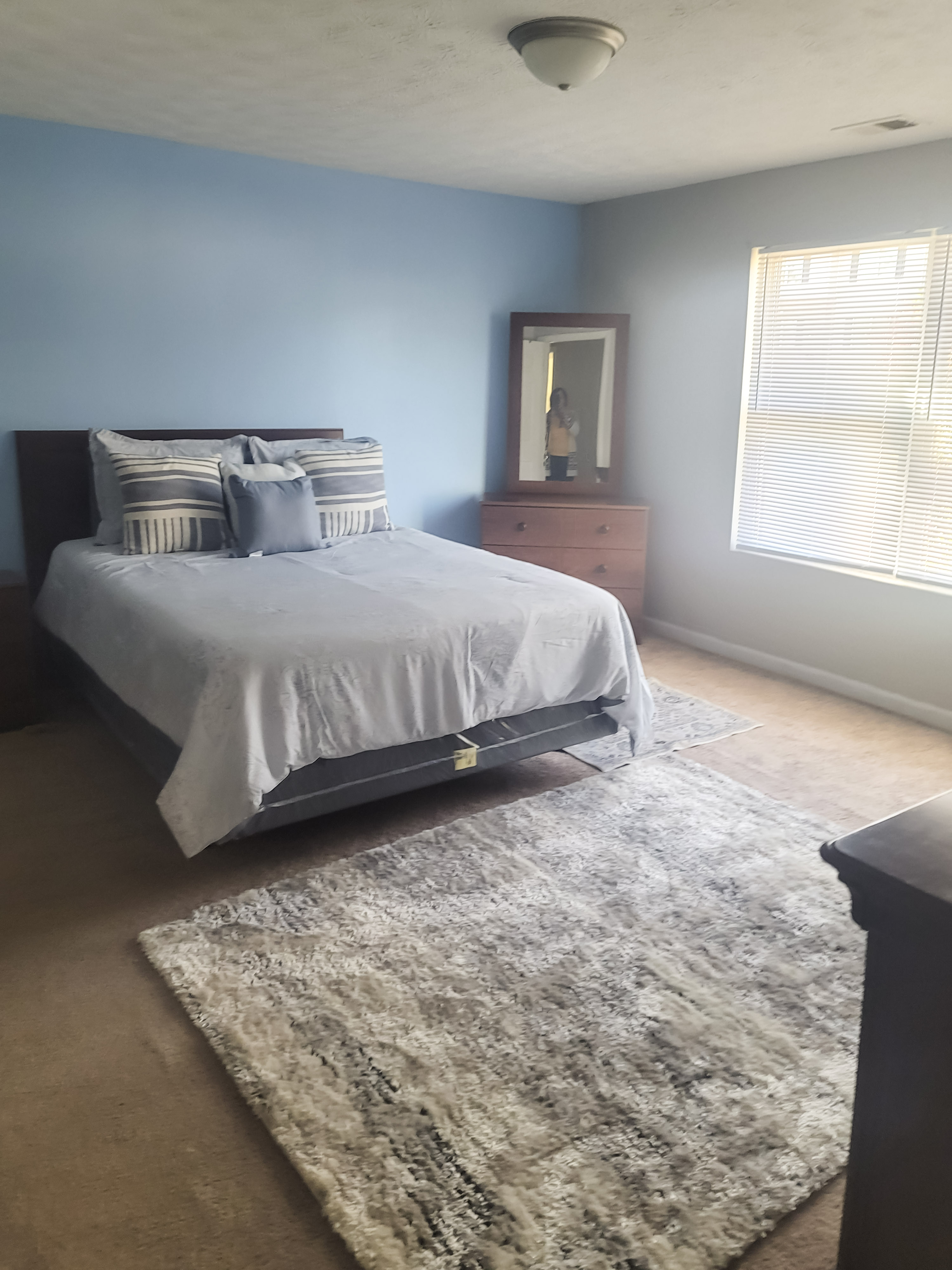 Room for Rent - Newly Renovated, Stonecrest Home. Fully Furnished Corporate Rental!!!