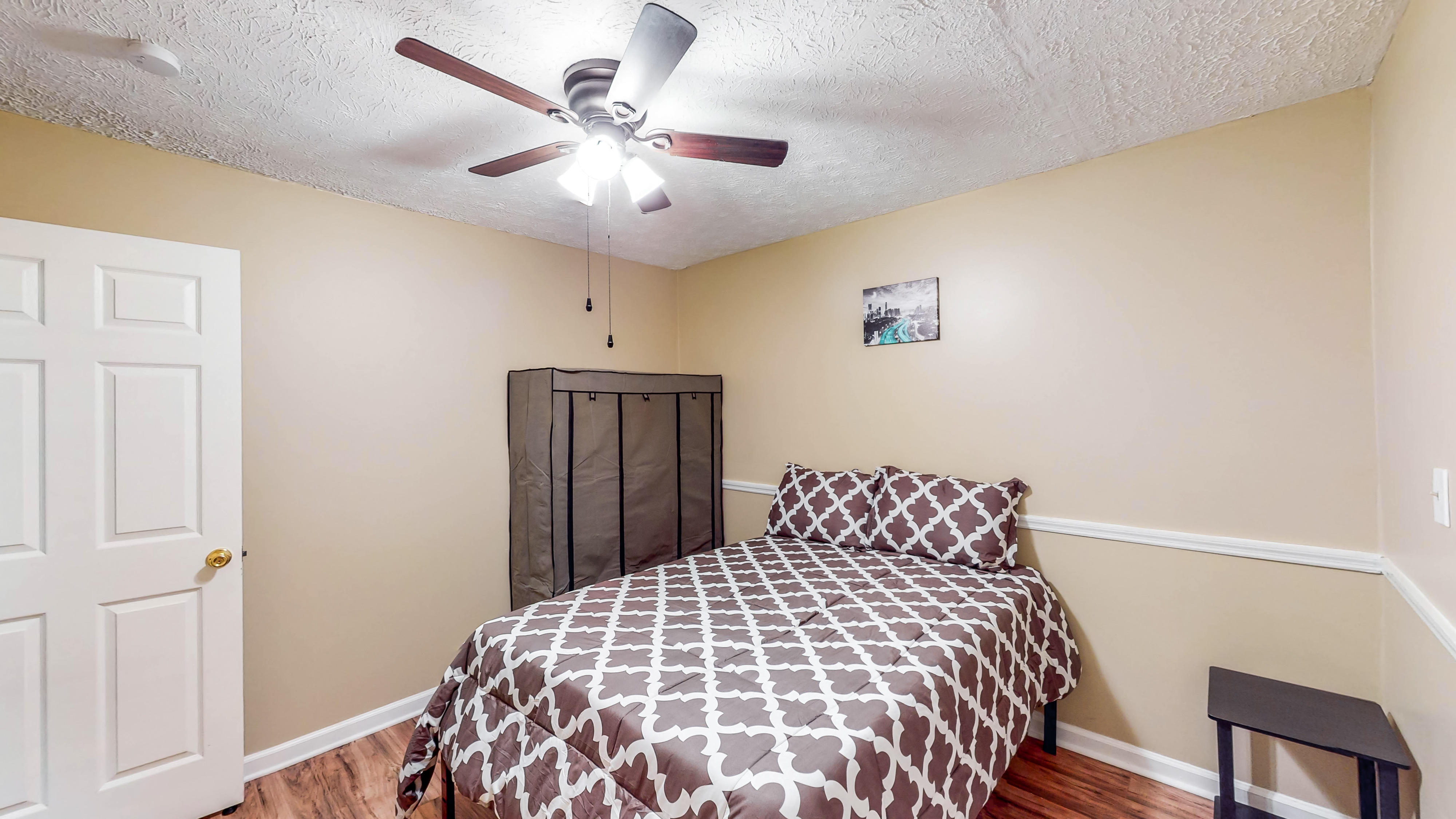 Room for Rent - Panola Road Home, a 11 minute walk to transit stop Panola Rd & 1737