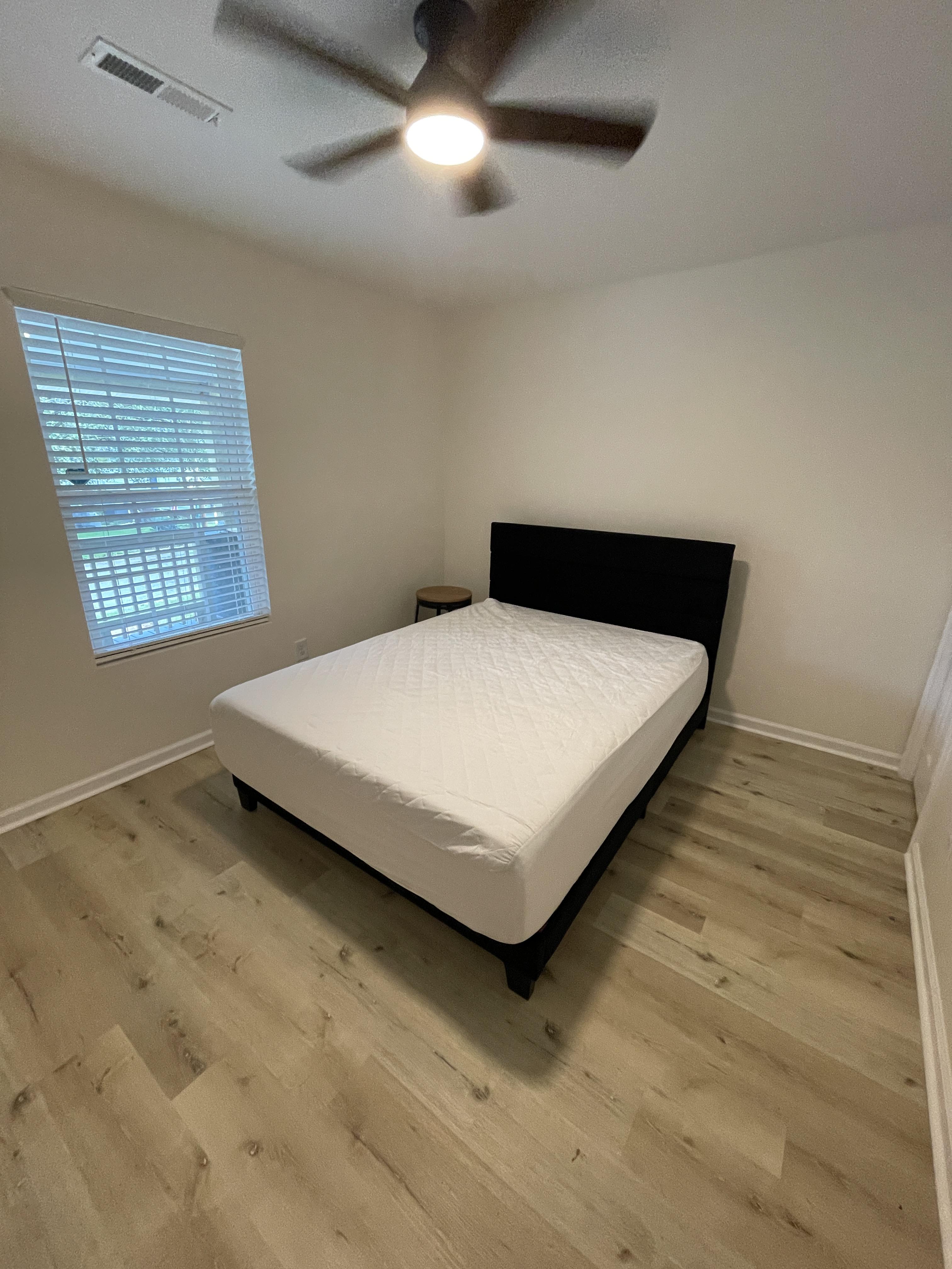 Room for Rent - Homey & cozy Las Vegas Property ready to be your next HOME